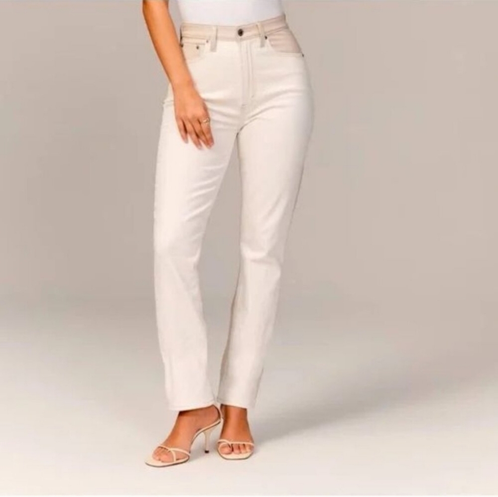 Abercrombie & Fitch Women's High Rise Jeans - Cream